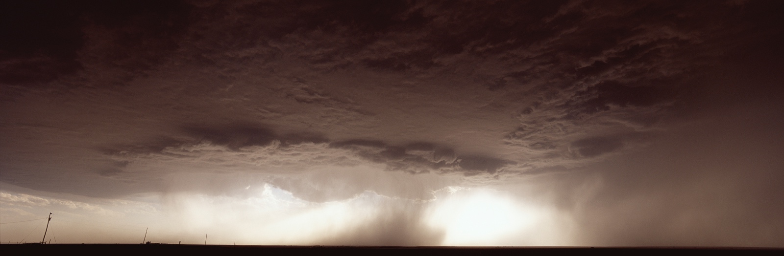 Outflow Dust 2 Oakley Kansas